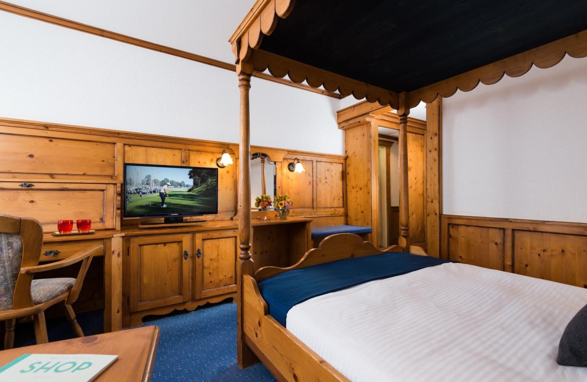 Hotel Leonardo Arabellapark 4*